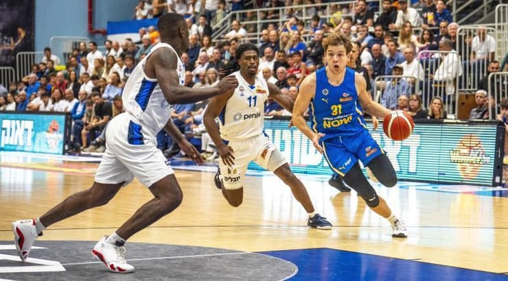 רוקאס יוקובאיטיס (רועי כפיר) רוקאס יוקובאיטיס