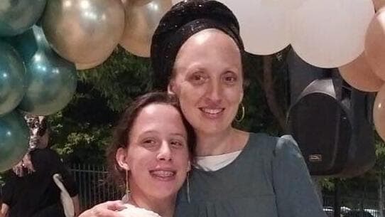 תאיר שלם ואמה. "כבוד לרכוב במסע כזה" תאיר שלם מסע לזכר יקיר הכסטר ז"ל