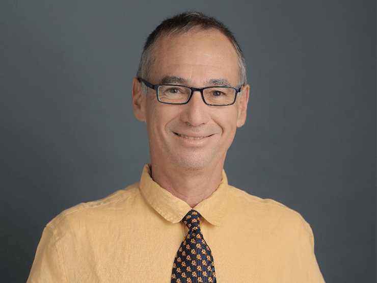 פרופ' ארנון אפק