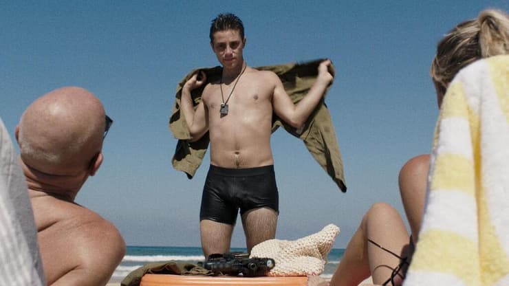 לא קורבן תמים. מתוך "החייל הנעלם" (צילום: באדיבות סרטי יונייטד קינג) מתוך "החייל הנעלם"