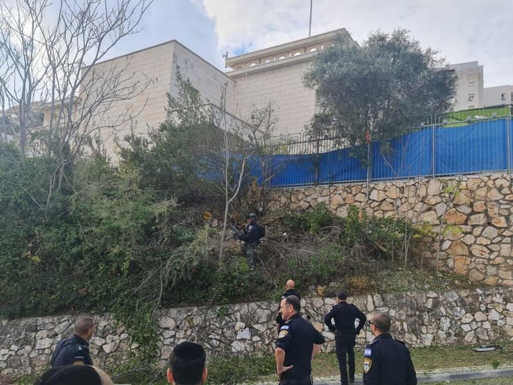  פגיעת כטב"מ ליד גן ילדים בנשר