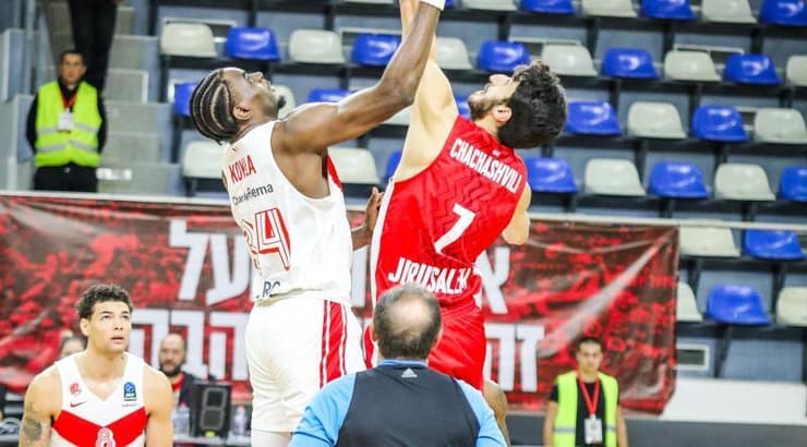 הג'אמפ-בול בבולגריה (הפועל י-ם) הג'אמפ-בול בבולגריה