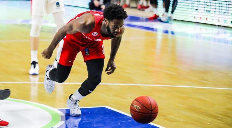 קאדין קרינגטון (הפועל י-ם) קאדין קרינגטון