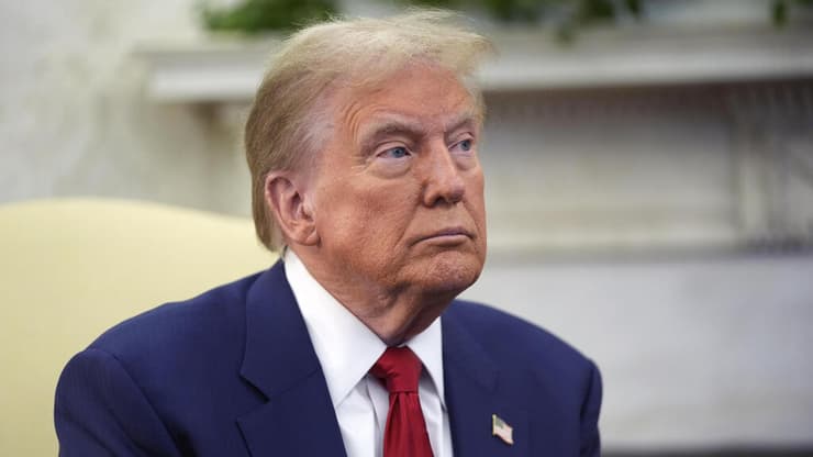 ארה"ב דונלד טראמפ נפגש ב הבית הלבן עם ג'ו ביידן