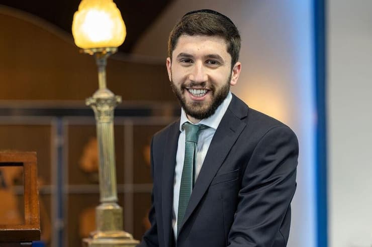 הרב הראשי של אירלנד, הרב יוני וידר. "לעוות את ההיסטוריה למען קידום אג'נדות פוליטיות זה ביזיון" (צילום: הקהילה היהודית באירלנד) הרב הראשי של אירלנד, הרב יוני וידר