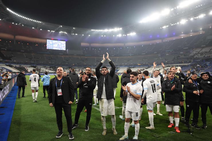 שחקן נבחרת ישראל דור תורג'מן, מנור סולומון, איתן אזולאי, רן בן שמעון