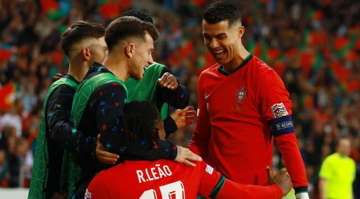 כריסטיאנו רונאלדו מאושר