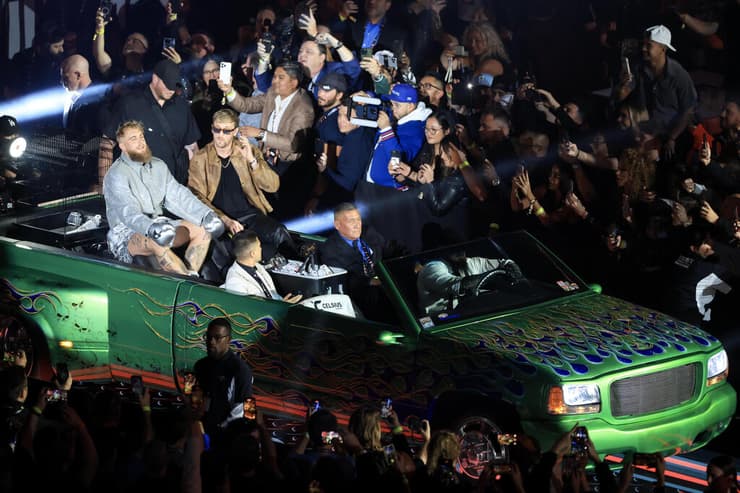 מייק טייסון ג'ייק פול