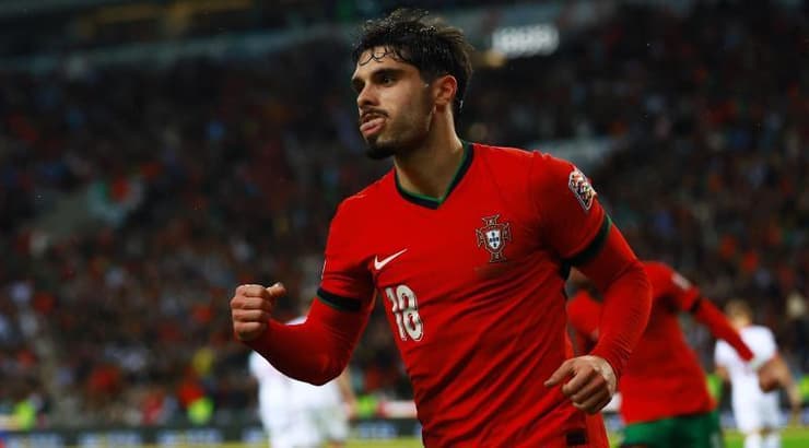 פדרו נטו חוגג