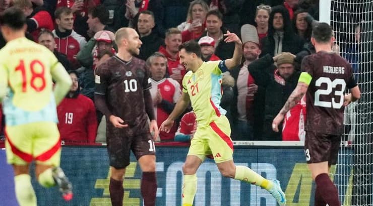 מיקל אויארסבאל חוגג, שחקני דנמרק מאוכזבים