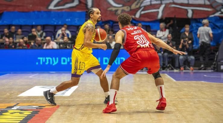 אלייז'ה מיטרו לונג (רועי כפיר) אלייז'ה מיטרו לונג