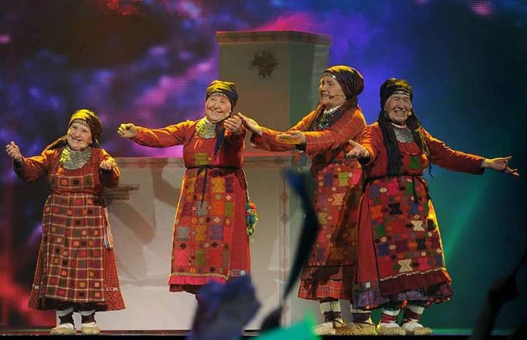 להקת ה"בבושקות" שהביאה לרוסיה את המקום השני באירוויזיון 2012, עשור לפני ההדחה. אחת המדינות המצליחות בתחרות ה"מערבית" (צילום: AFP) להקת ה"בבושקות" שהביאה לרוסיה את המקום השני באירוויזיון 2012, עשור לפני ההדחה. אחת המדינות המצליחות בתחרות ה"מערבית"