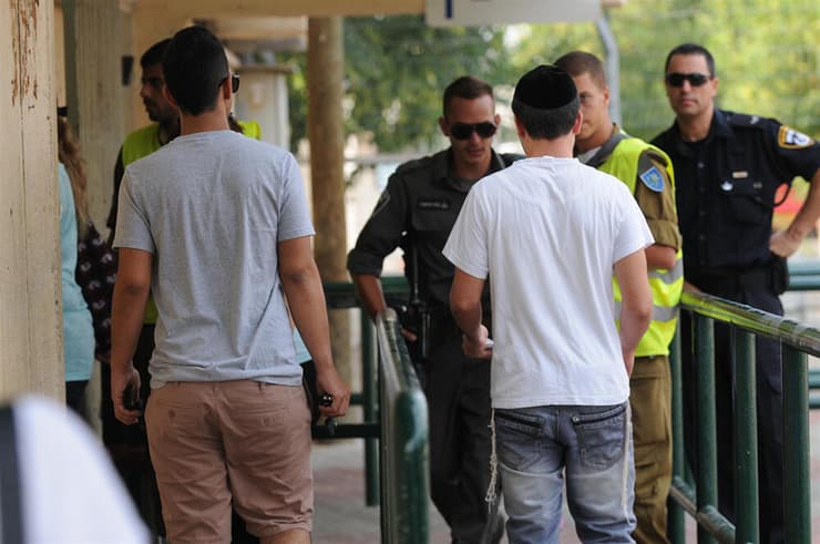 בכניסה לבקו"ם, ארכיון (צילום: ירון ברנר) בכניסה לבקו"ם, ארכיון