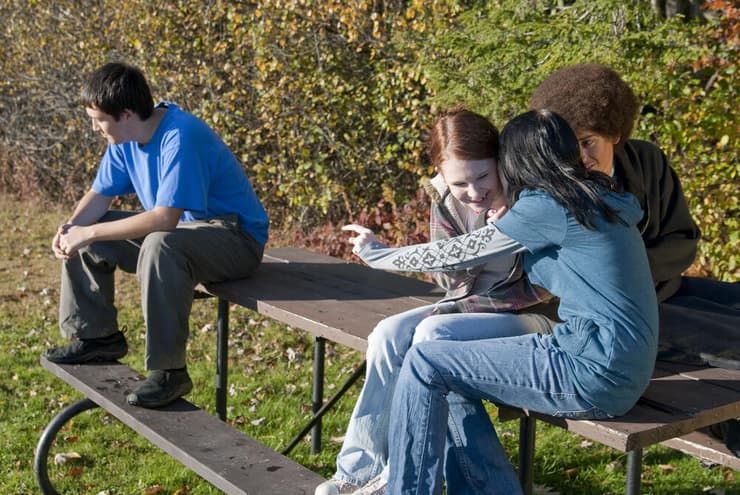 חונכות וסיוע לנערים ונערות עם קשיים נפשיים