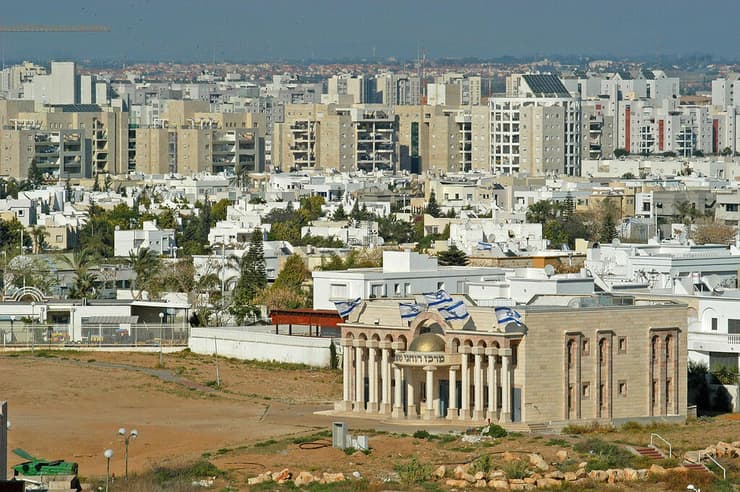 רובע ט"ו אשדוד (צילום: אבי רוקח) רובע ט"ו אשדוד