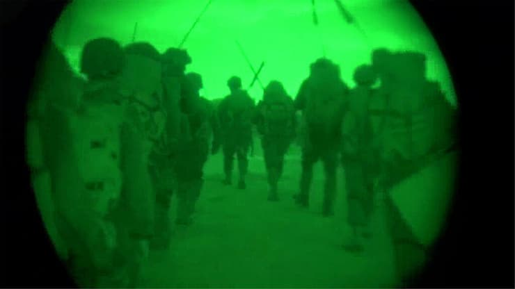 כוח צה"ל בעזה. מה יקרה כשיחזרו משם להיות אנשים רגילים? (צילום: דובר צה"ל) כוח צה"ל בעזה. מה יקרה כשיחזרו משם להיות אנשים רגילים?