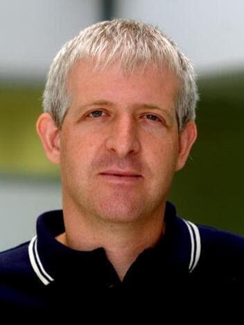 פרופ' עדי וולפסון