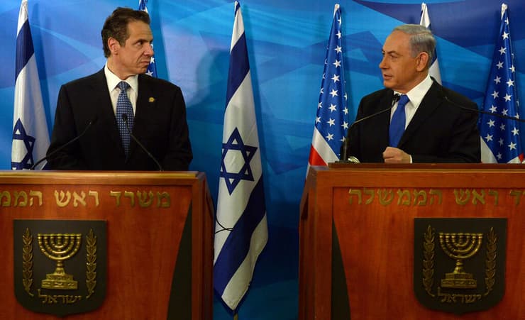 קואומו ונתניהו, ב-2014. הציע לסייע בהגנה המשפטית שלו מול האג, אבל עכשיו מתכחש: "אין לנו יחסים פוליטיים" (צילום: חיים צח, לע"מ) קואומו ונתניהו, ב-2014. הציע לסייע בהגנה המשפטית שלו מול האג, אבל עכשיו מתכחש: "אין לנו יחסים פוליטיים"