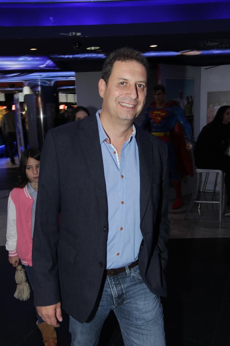 רון אילון