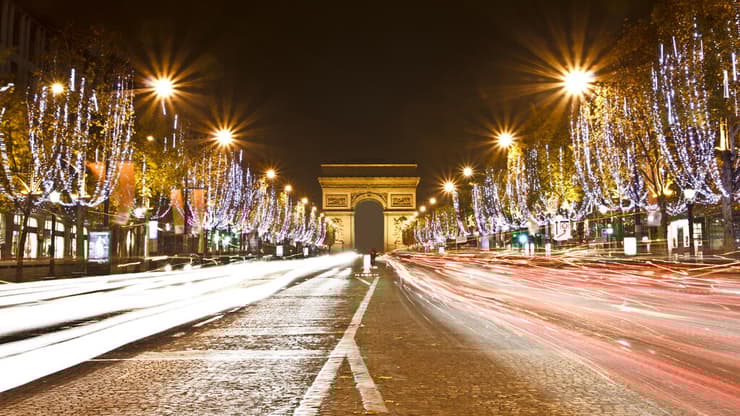 השאנז אליזה בפריז. עליות חדות במחירי הנדל"ן