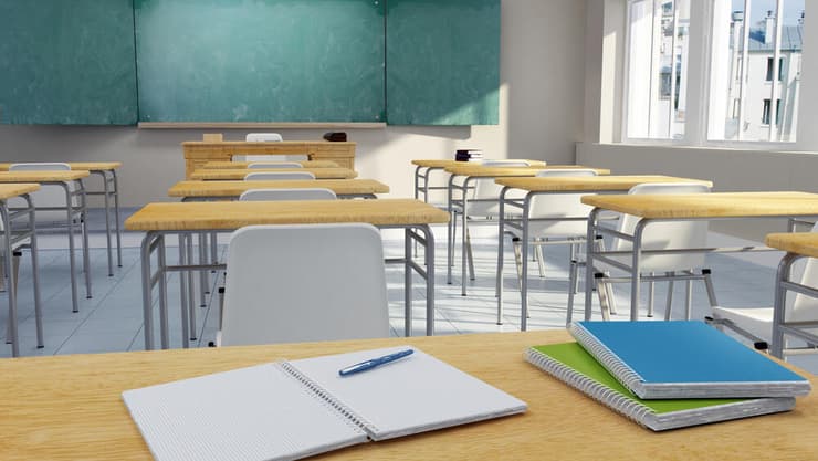 מורה מגני תקווה הכחישה את הטבח ותמשיך ללמד (צילום: shutterstock) מורה מגני תקווה הכחישה את הטבח ותמשיך ללמד