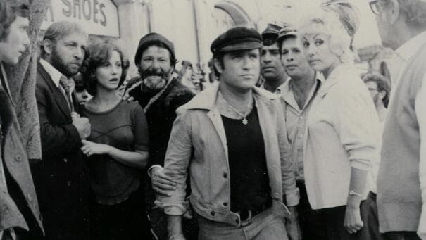 למי יש יותר כבוד? מתוך "קזבלן"