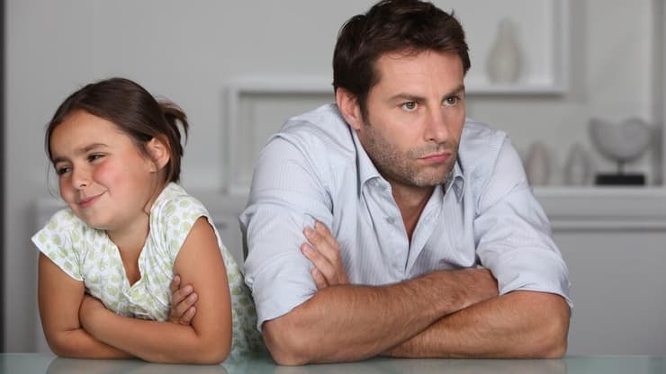 "לא פלא שאבא כועס לפעמים" (צילום: Shutterstock) "לא פלא שאבא כועס לפעמים"
