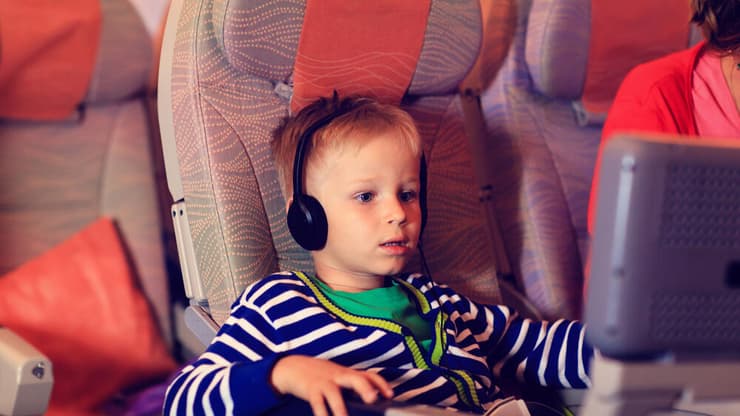 טיסה ללא ילדים?