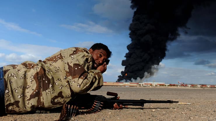 למרות הויתור של קדאפי - נאט"ו וארה"ב תמכו במורדים במלחמת האזרחים ב-2011. ארכיון