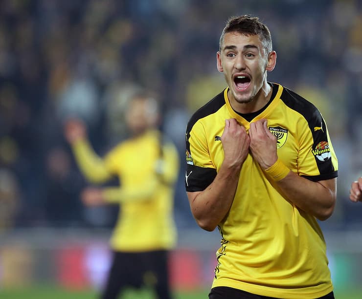 הפרסה לטדי. לכאורה עוד פרק ביזארי (צילום: עוז מועלם) הפרסה לטדי. לכאורה עוד פרק ביזארי