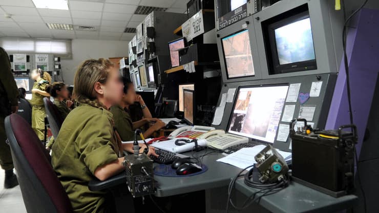 תצפיתניות. ארכיון