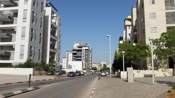 פתח תקווה (צילום: ליאור פז) פתח תקווה