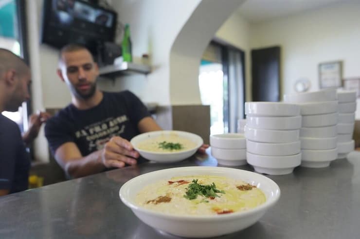 המעריצים לא טועים. אבו חסן