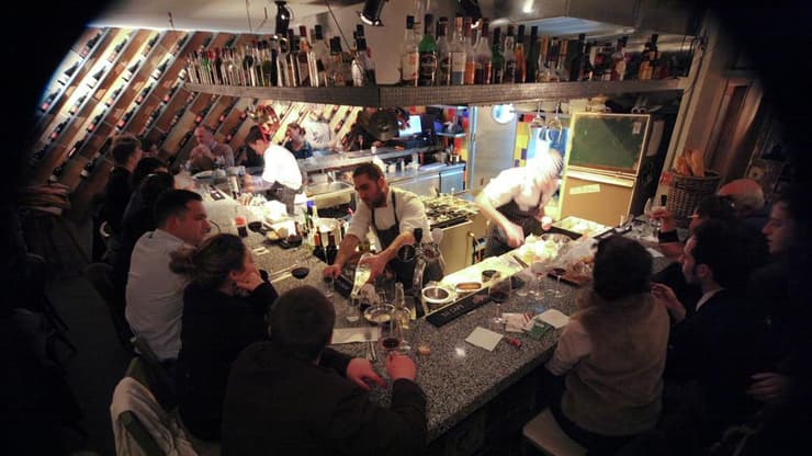 לא מתאמצת. יודל'ה