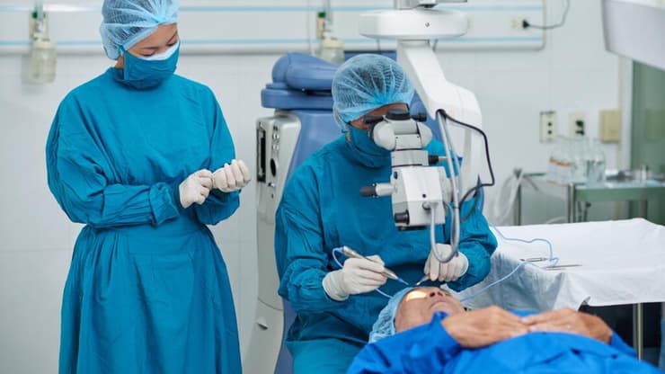 ניתוח קטרקט