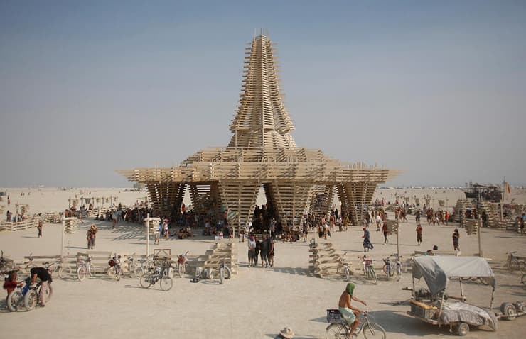 השוטרים חקרו כמה משתתפים בפסטיבל