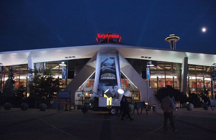 לא עמד בסטנדרטים של הליגה. הקיי ארנה בסיאטל