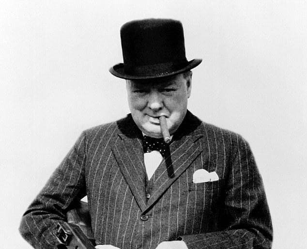 צ'רצ'יל. חזון של "הבנה בין קצינים בכירים לדיפלומטים ועובדי ציבור" צ'רצ'יל. חזון של "הבנה בין קצינים בכירים לדיפלומטים ועובדי ציבור"