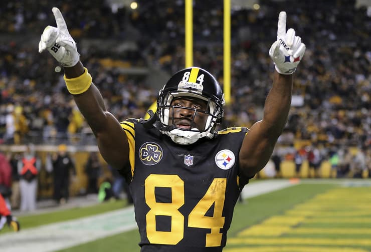 נחשב בעבר לאחד התופסים הגדולים ב-NFL. בראון (צילום: AP) נחשב בעבר לאחד התופסים הגדולים ב-NFL. בראון