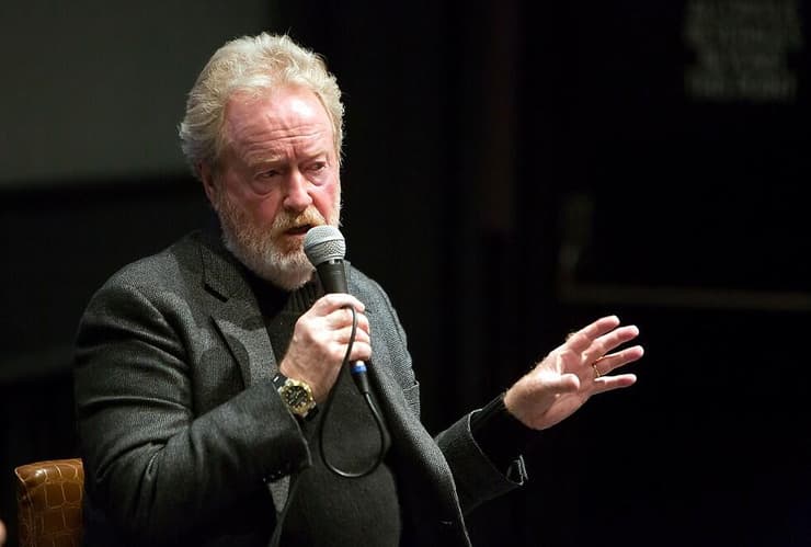 רידלי סקוט. הגדיל לה את התפקיד