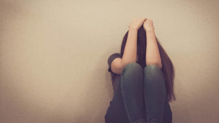 הבת חשפה את המעשים בפני רב (צילום: שאטרסטוק) הבת חשפה את המעשים בפני רב