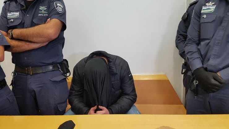 אריק איטל בבית המשפט. "יש לי המון הכרת תודה לאריק", אמר זגורי (צילום: רועי עידן ז"ל) אריק איטל בבית המשפט. "יש לי המון הכרת תודה לאריק", אמר זגורי