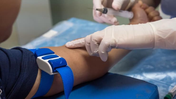 אבחון סוכרת נעשה באמצעות כמה סוגי בדיקות