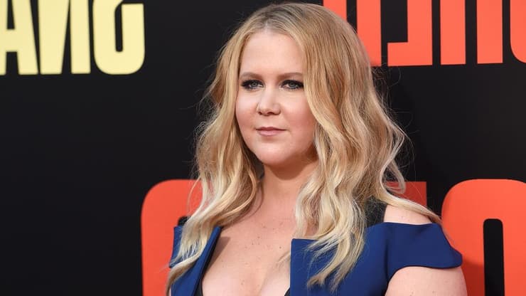 איימי שומר בבכורה של "מרגישה פצצה"