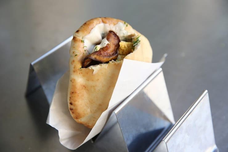 הסביח של עובד