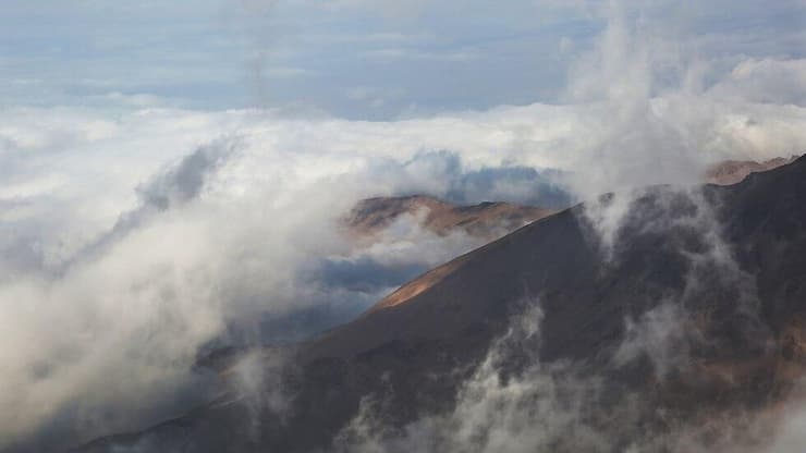 האפשרות שצפויה לעלות במו"מ: ארה"ב תקבל גישה למשאבי טבע באיראן (צילום: shutterstock) עננים באיראן