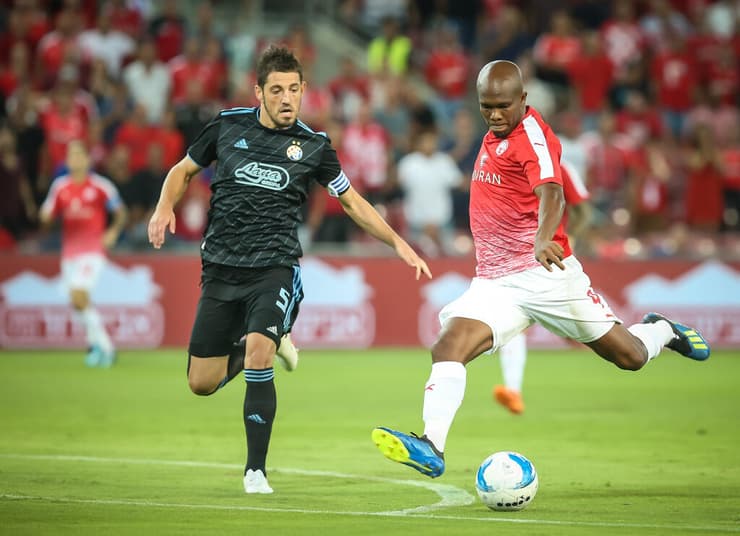 ווקאמה עם הכדור