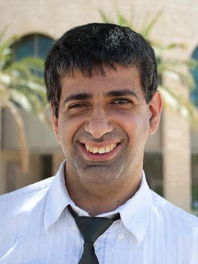 עו"ד יעקב לביא