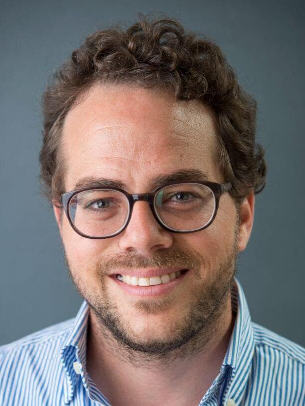 ד"ר יניב רוזנאי