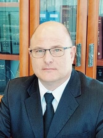 עו"ד ניר ויינרמן